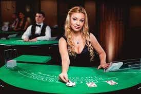 Antarmuka Teen Patti yang responsif di perangkat mobile